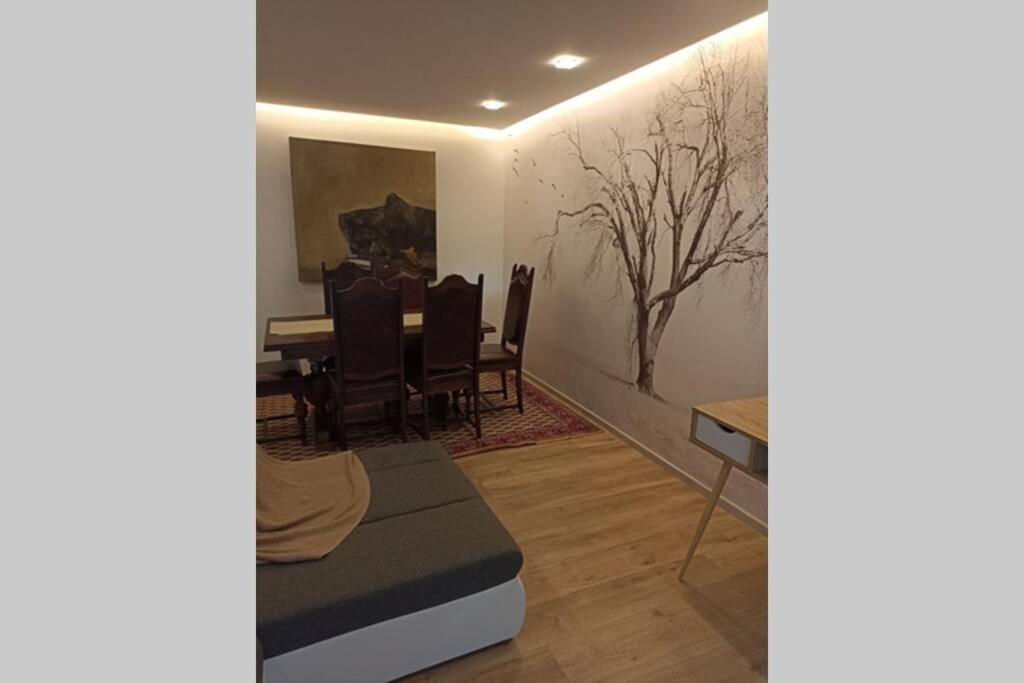 Tres bel appartement rez de jardin appart de 53m2. Pfastatt Buitenkant foto